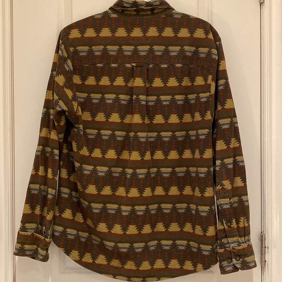 Woolrich Button-Up - Picture 5 of 6